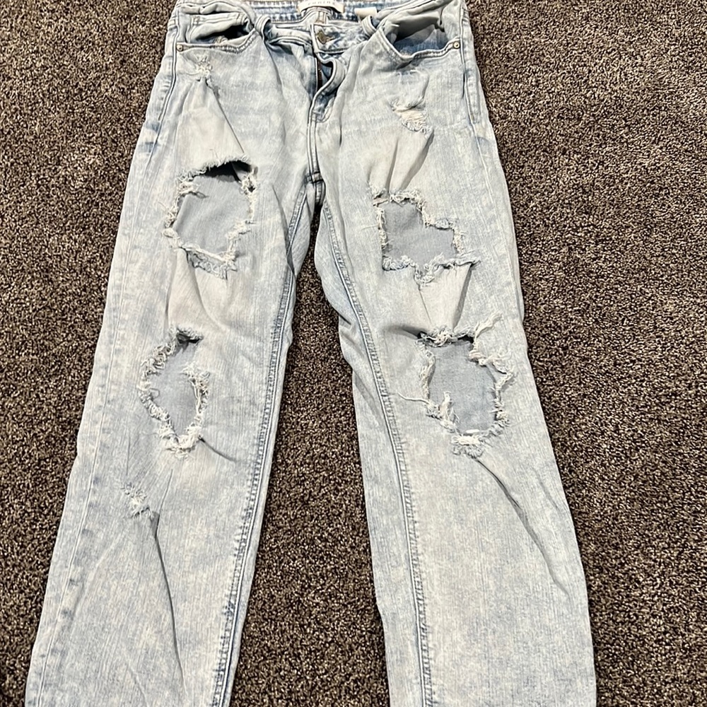 Eunina size 11 girlfriend ripped jeans